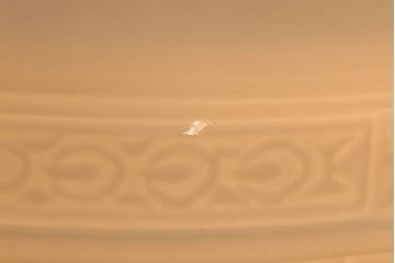 ジャンク品　大正ロマン!お洒落な陽刻ガラス天井照明