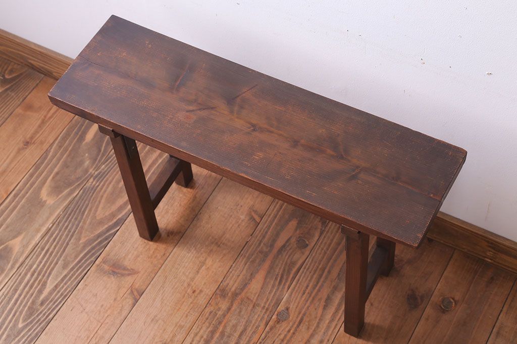 アンティーク雑貨　和製アンティーク　古い木製の飾り台(2)