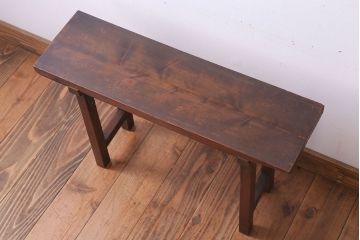 アンティーク雑貨　和製アンティーク　古い木製の飾り台(2)