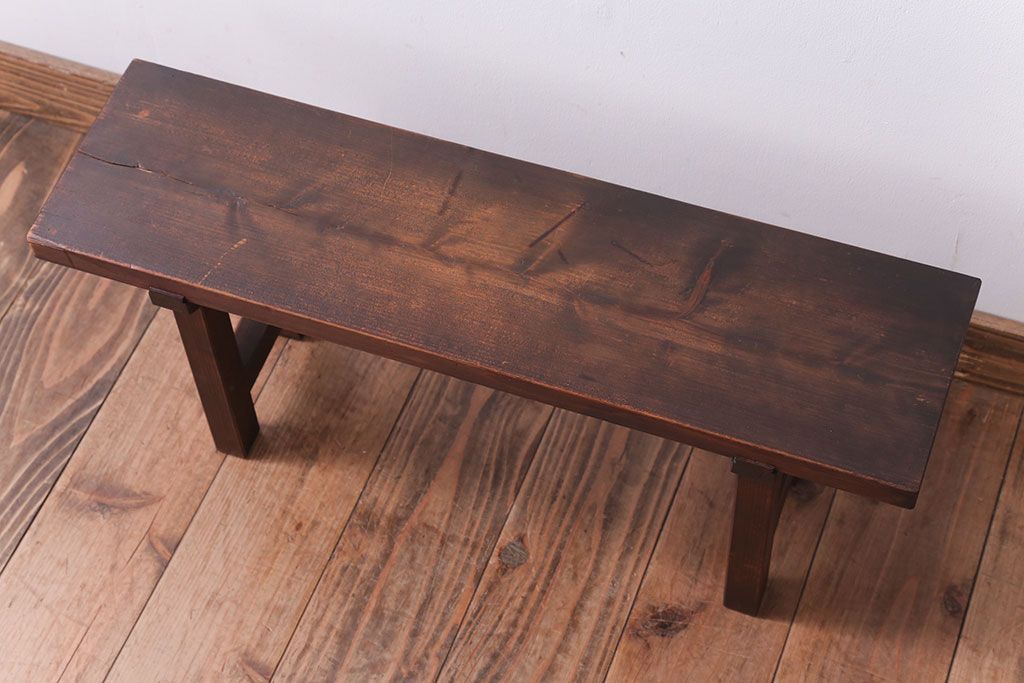 アンティーク雑貨　和製アンティーク　古い木製の飾り台