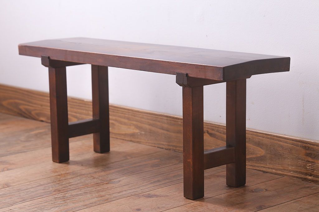 アンティーク雑貨　和製アンティーク　古い木製の飾り台