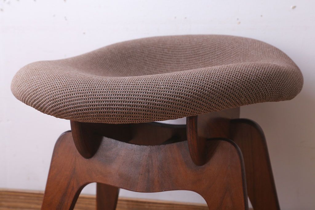 ヴィンテージ家具　ビンテージ　ミッドセンチュリースタイルのチェア(スツール)