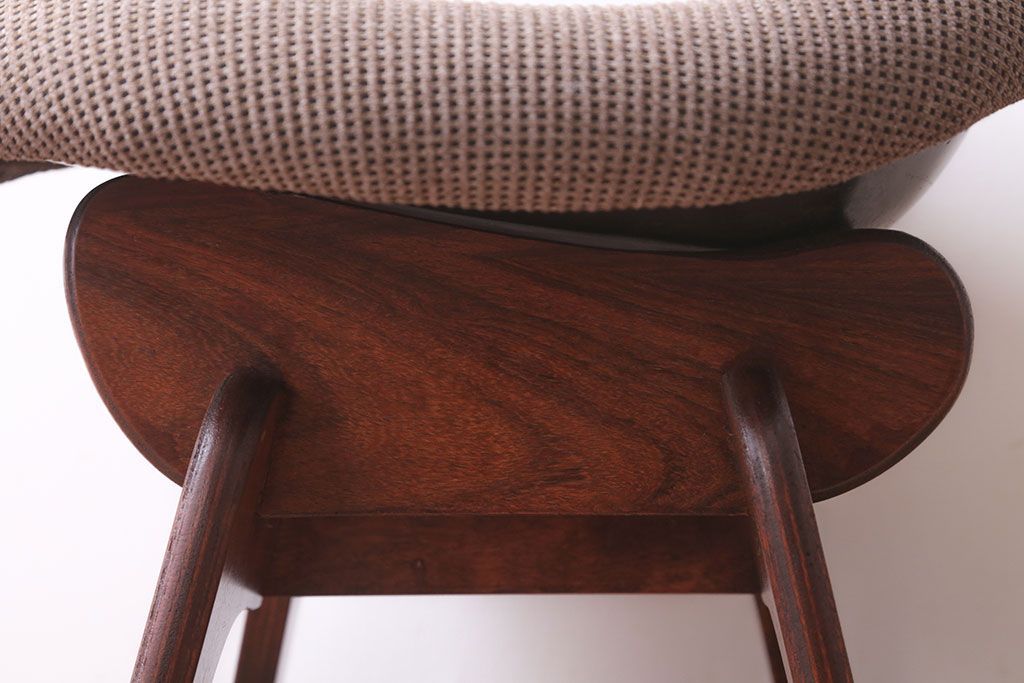 ヴィンテージ家具　ビンテージ　ミッドセンチュリースタイルのチェア(スツール)