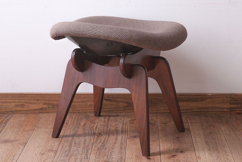 ヴィンテージ家具　ビンテージ　ミッドセンチュリースタイルのチェア(スツール)