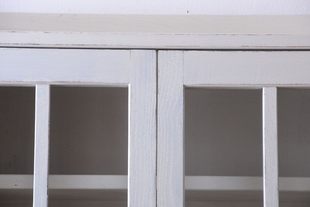 レトロ家具　昭和レトロ　大ぶりなペイント本箱(ブックケース)(2)