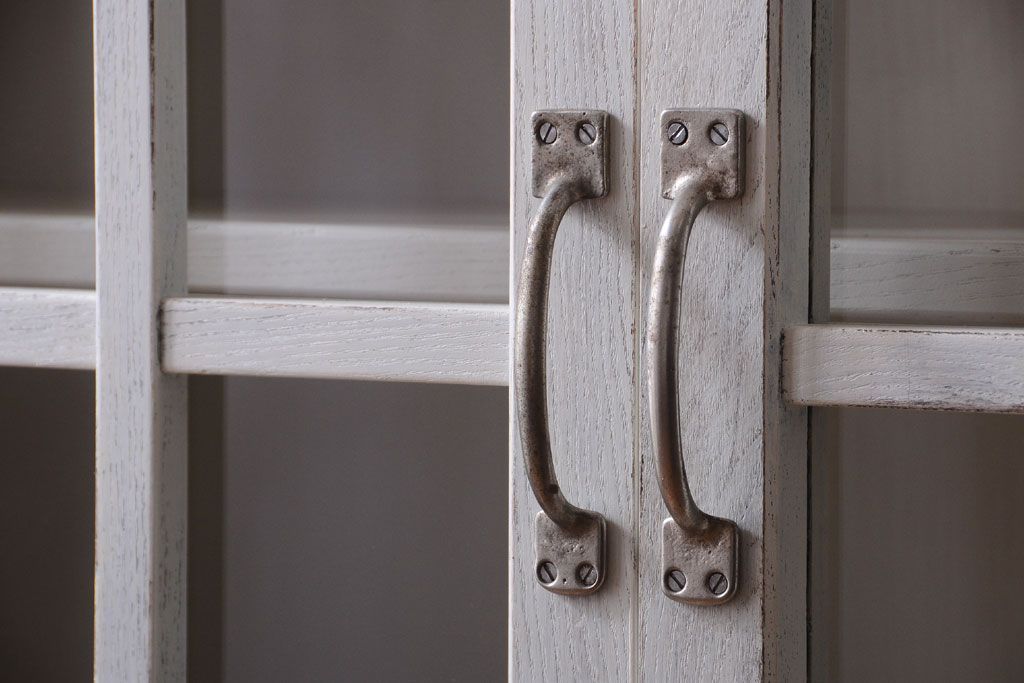 レトロ家具　昭和レトロ　大ぶりなペイント本箱(ブックケース)(2)