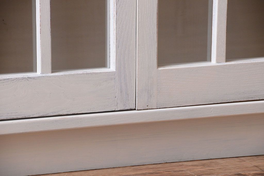 レトロ家具　昭和レトロ　大ぶりなペイント本箱(ブックケース)(2)