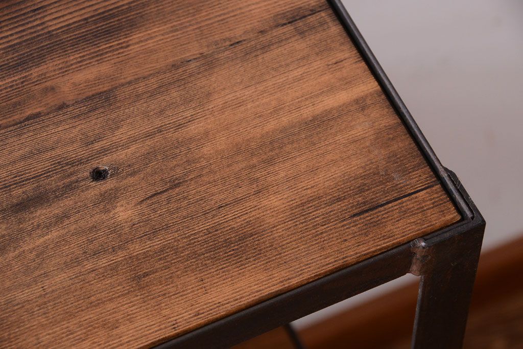 ラフジュ工房オリジナル　シンプルな背の低いアイアンラック(小)(1)