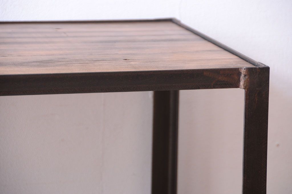 ラフジュ工房オリジナル　シンプルな背の低いアイアンラック(小)(1)