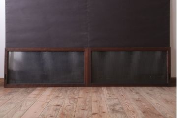 アンティーク　モールガラス入り!レトロな古い木味の引き戸2枚セット(窓)