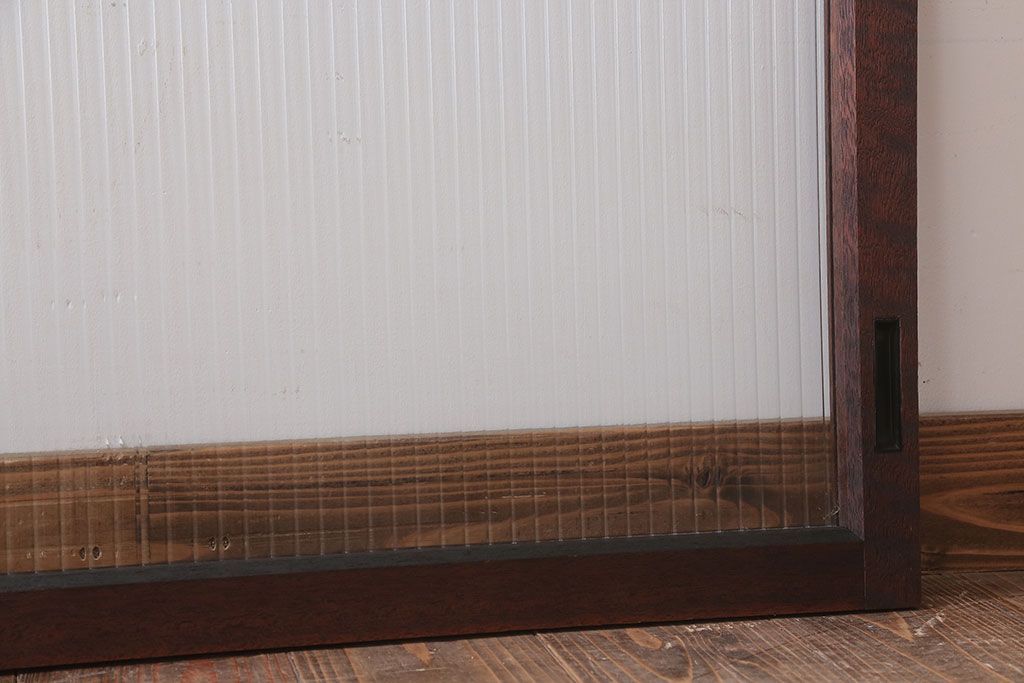 アンティーク　モールガラス入り!レトロな古い木味の引き戸2枚セット(窓)