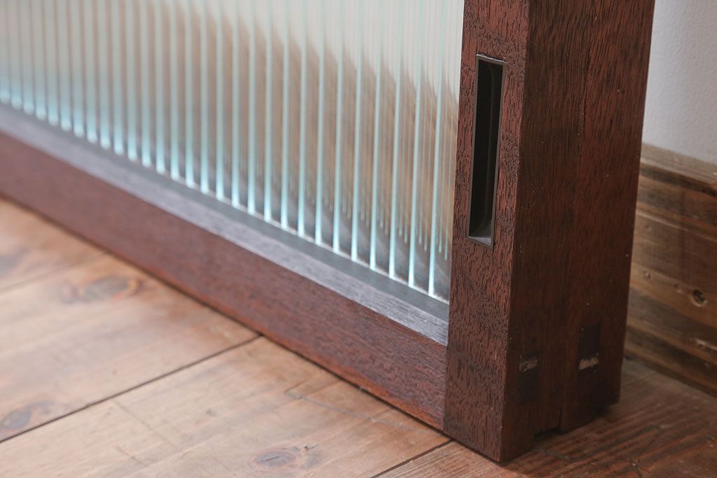 アンティーク　モールガラス入り!レトロな古い木味の引き戸2枚セット(窓)