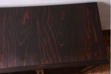 アンティーク家具　古民具・骨董　大正〜昭和期　横桟引き戸の収納箪笥