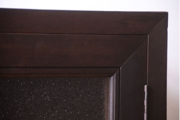 アンティーク家具　古民具・骨董　大正〜昭和期　ダイヤガラス入り!古い木製の収納棚