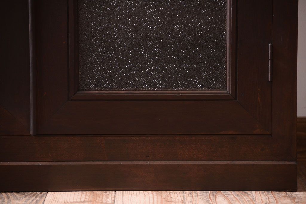 アンティーク家具　古民具・骨董　大正〜昭和期　ダイヤガラス入り!古い木製の収納棚