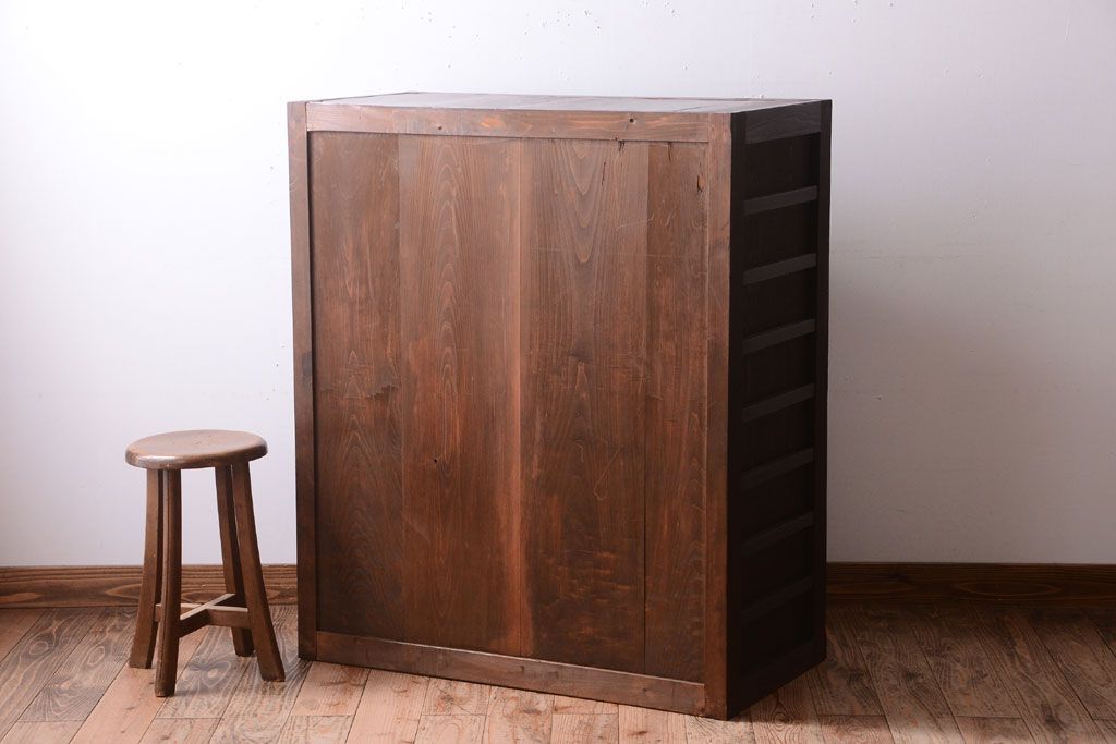 アンティーク家具　古民具・骨董　大正〜昭和期　ダイヤガラス入り!古い木製の収納棚