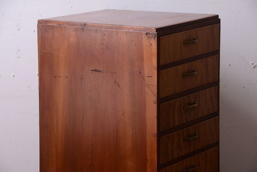レトロ家具　昭和レトロ　古い木製のアンティーク7杯小引き出し