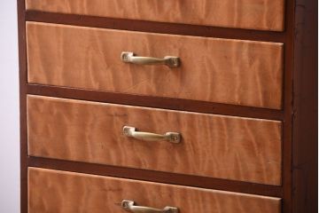 レトロ家具　昭和レトロ　古い木製のアンティーク7杯小引き出し