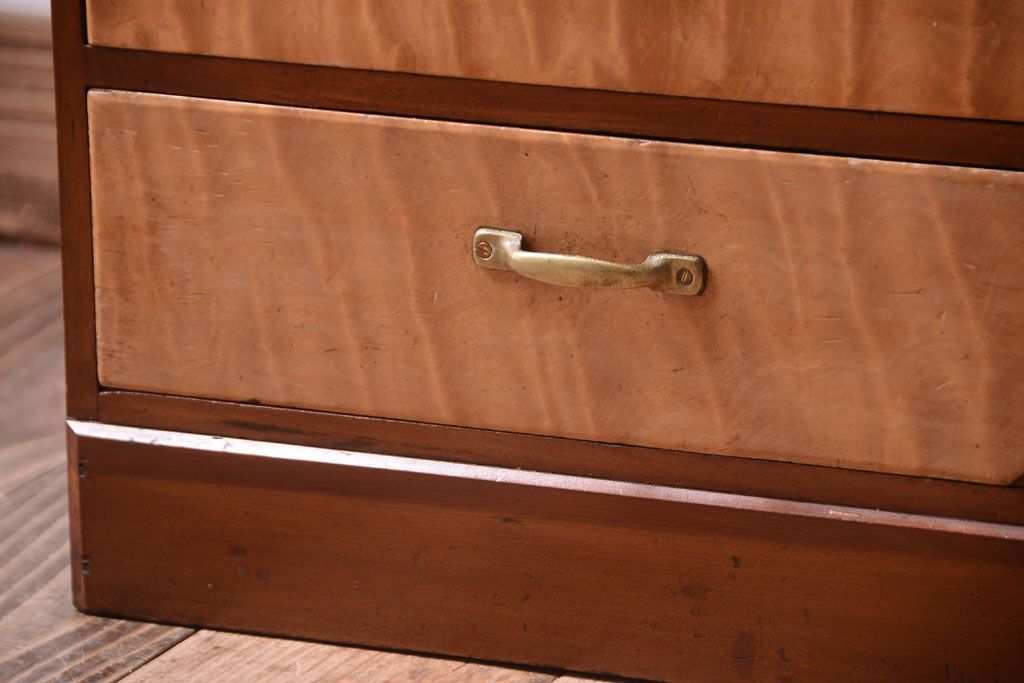 レトロ家具　昭和レトロ　古い木製のアンティーク7杯小引き出し