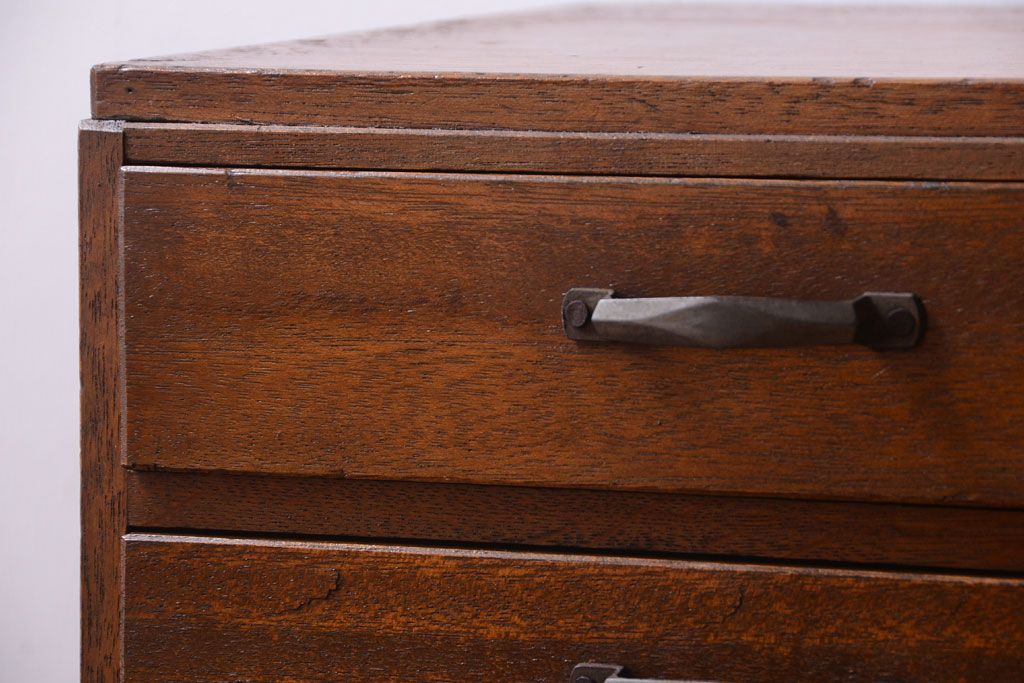レトロ家具　昭和レトロ　古い木製のアンティーク6杯小引き出し