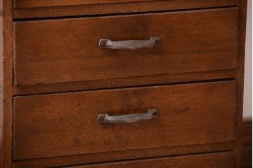 レトロ家具　昭和レトロ　古い木製のアンティーク6杯小引き出し