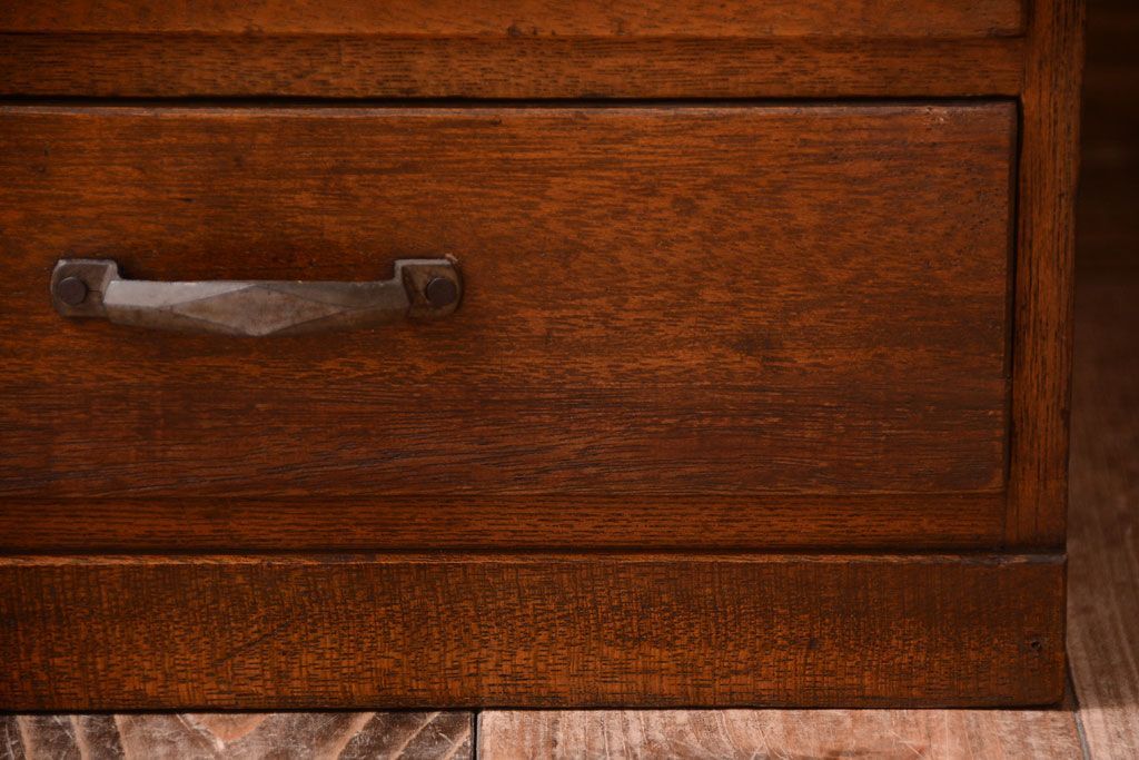 レトロ家具　昭和レトロ　古い木製のアンティーク6杯小引き出し