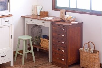 レトロ家具　アンティークペイント　古い木のレトロな平机(コンソールテーブル)