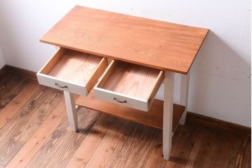 レトロ家具　アンティークペイント　古い木のレトロな平机(コンソールテーブル)