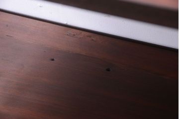 ラフジュ工房オリジナル　脚付きのシンプルなアイアンラック(小)(1)