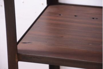 ラフジュ工房オリジナル　脚付きのシンプルなアイアンラック(小)(1)