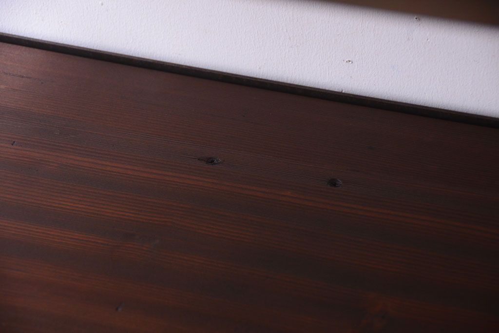 ラフジュ工房オリジナル　脚付きのシンプルなアイアンラック(小)(2)