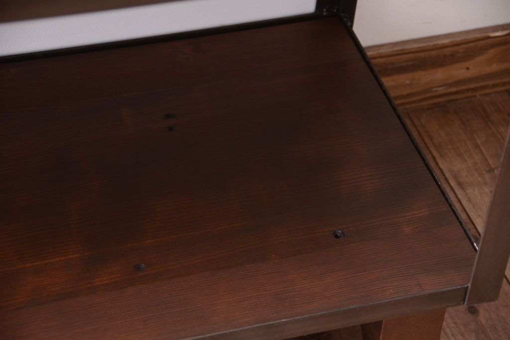 ラフジュ工房オリジナル　脚付きのシンプルなアイアンラック(小)(2)