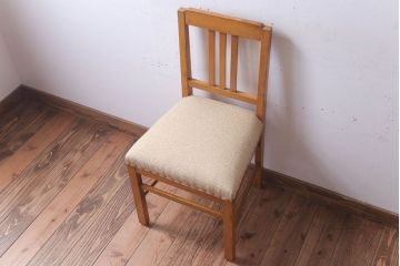 レトロ家具　 和製アンティーク　古い木製のレトロなシンプルチェア