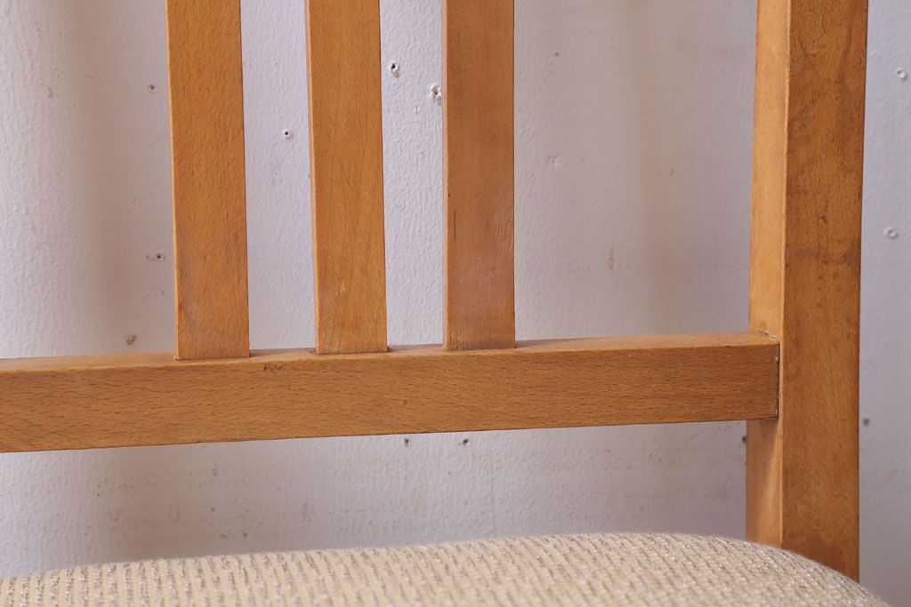 レトロ家具　 和製アンティーク　古い木製のレトロなシンプルチェア