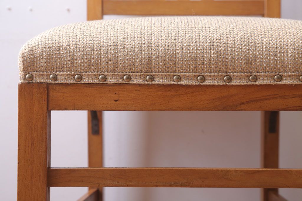 レトロ家具　 和製アンティーク　古い木製のレトロなシンプルチェア