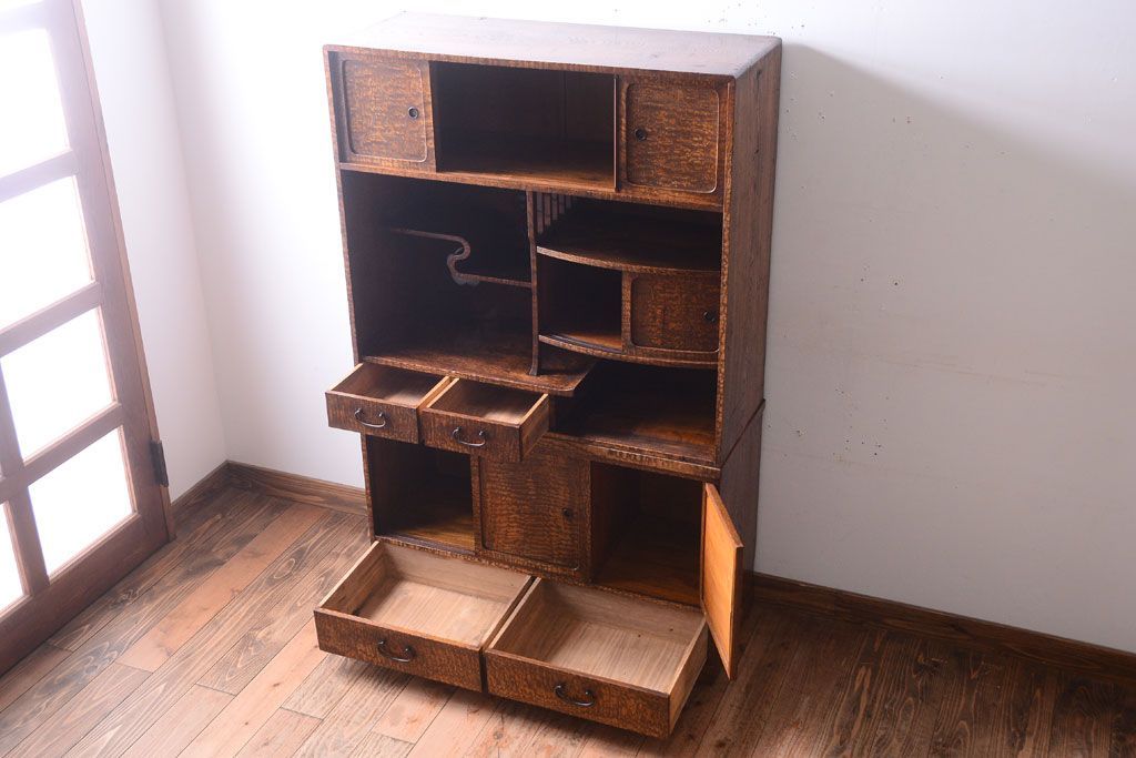 アンティーク家具　和製アンティーク　透かし彫り!前面タモ材の重ね茶箪笥