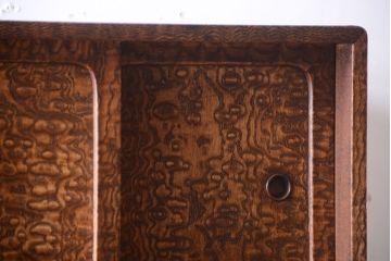 アンティーク家具　和製アンティーク　透かし彫り!前面タモ材の重ね茶箪笥