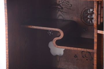 アンティーク家具　和製アンティーク　透かし彫り!前面タモ材の重ね茶箪笥