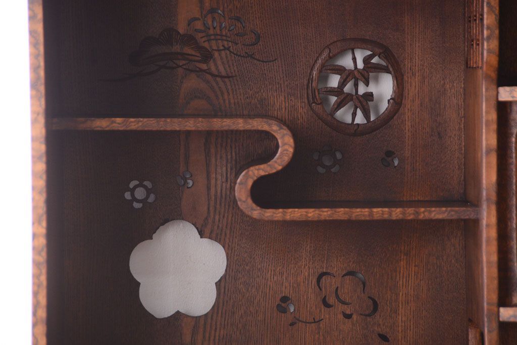 アンティーク家具　和製アンティーク　透かし彫り!前面タモ材の重ね茶箪笥