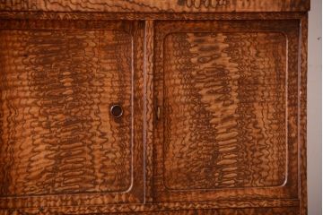 アンティーク家具　和製アンティーク　透かし彫り!前面タモ材の重ね茶箪笥