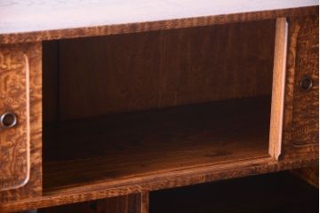 アンティーク家具　和製アンティーク　透かし彫り!前面タモ材の重ね茶箪笥