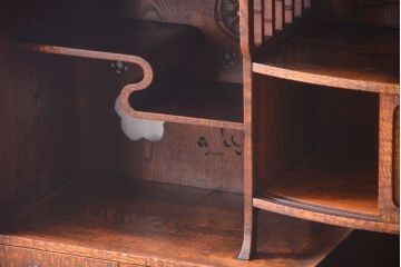 アンティーク家具　和製アンティーク　透かし彫り!前面タモ材の重ね茶箪笥