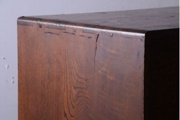 アンティーク家具　和製アンティーク　透かし彫り!前面タモ材の重ね茶箪笥