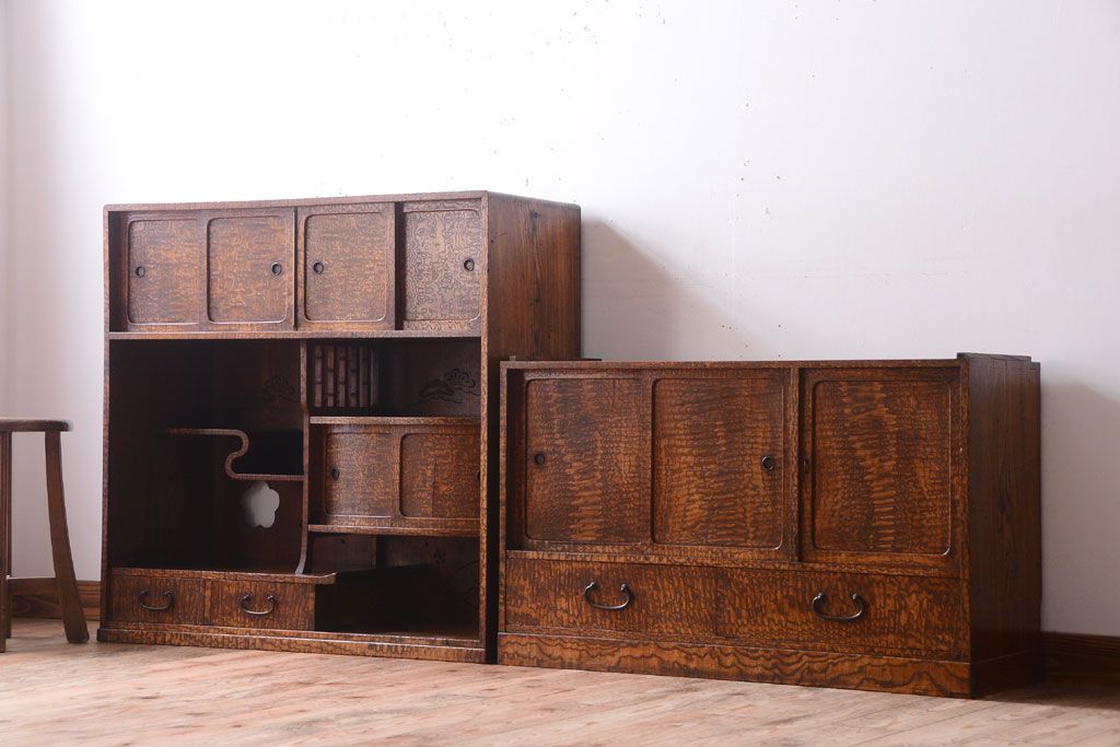 アンティーク家具　和製アンティーク　透かし彫り!前面タモ材の重ね茶箪笥