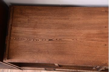 アンティーク家具　和製アンティーク　透かし彫り!前面タモ材の重ね茶箪笥