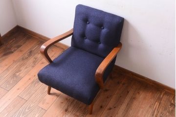 レトロ家具　アンティーク　シンプルでレトロな一人掛けソファ(1)