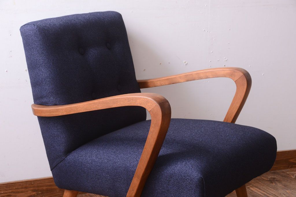 レトロ家具　アンティーク　シンプルでレトロな一人掛けソファ(1)