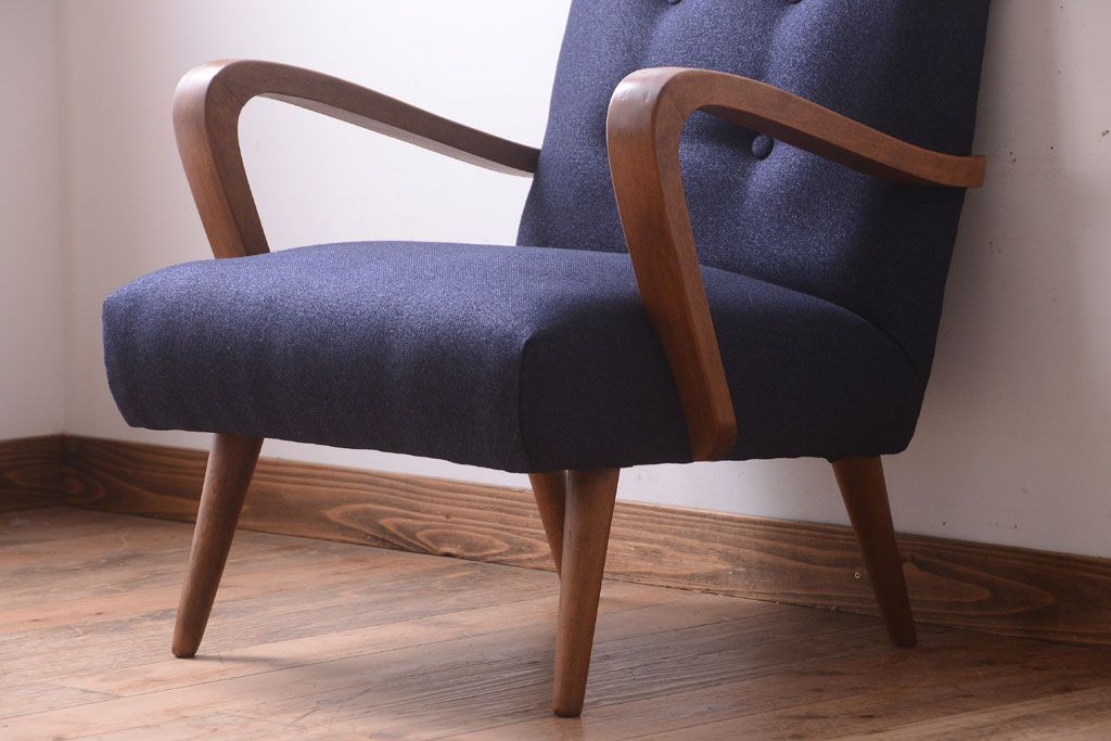 レトロ家具　アンティーク　シンプルでレトロな一人掛けソファ(1)