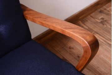 レトロ家具　アンティーク　シンプルでレトロな一人掛けソファ(2)