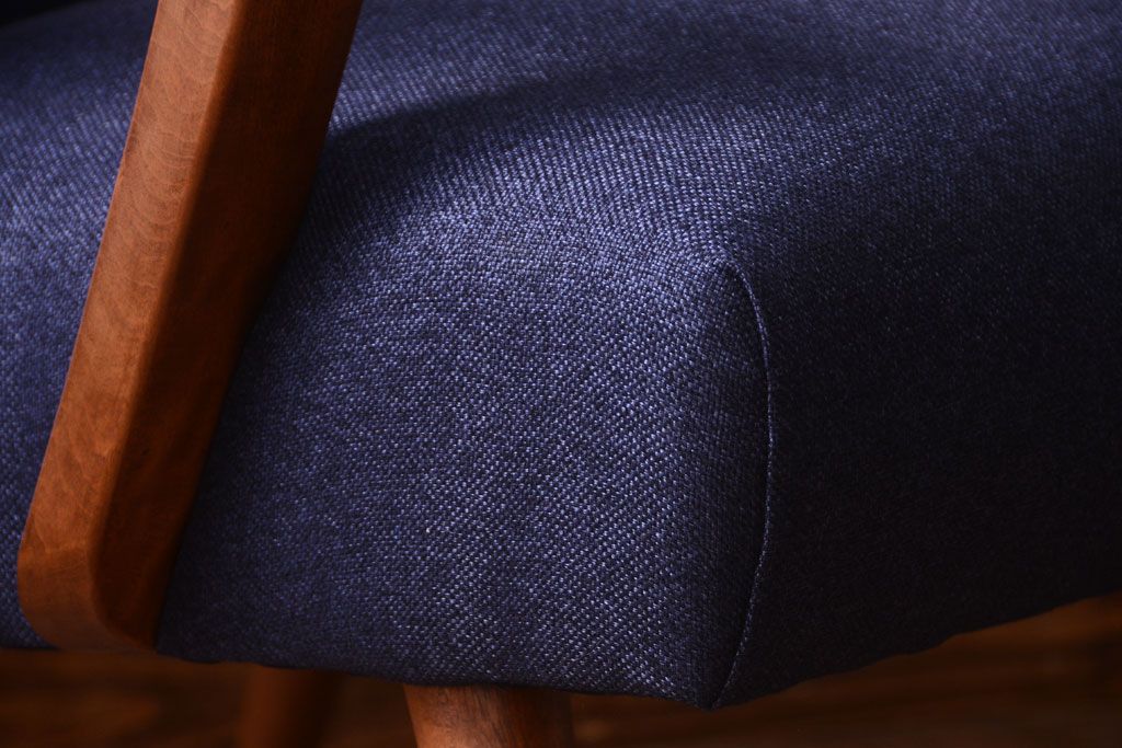 レトロ家具　アンティーク　シンプルでレトロな一人掛けソファ(2)